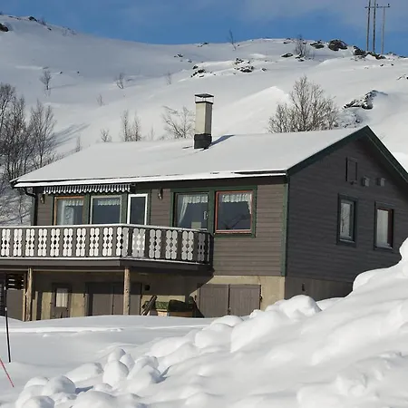 Rivdnji Holiday Home Smørfjord Russenes Rom bilde
