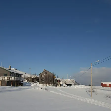 Rivdnji Holiday Home Smørfjord Russenes Rom bilde