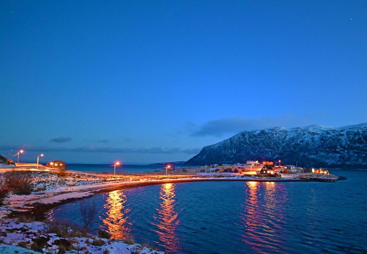 Rivdnji Smørfjord * Russenes