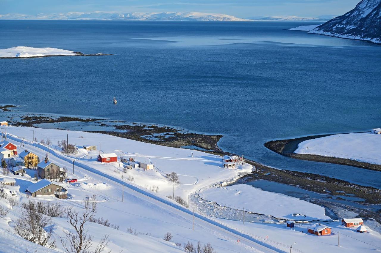 Rivdnji Smørfjord Feriehus Russenes